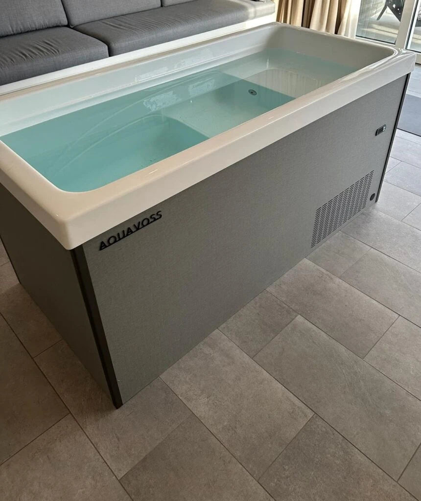 Aquavoss Model 1 | Fully Integrated Outdoor Cold Plunge System - Image 11